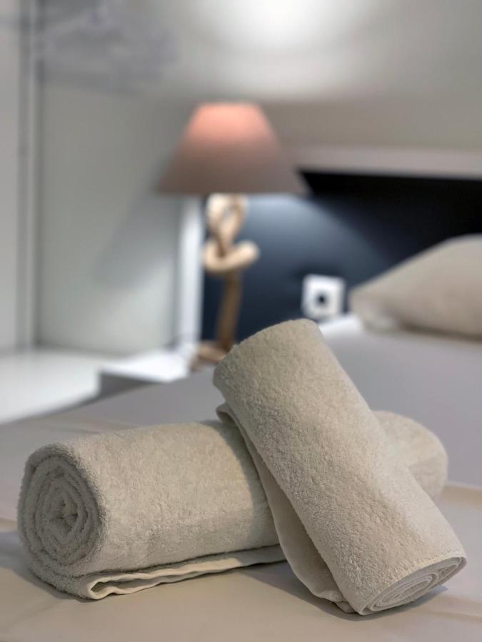 Faskomilo Náousa Buitenkant foto